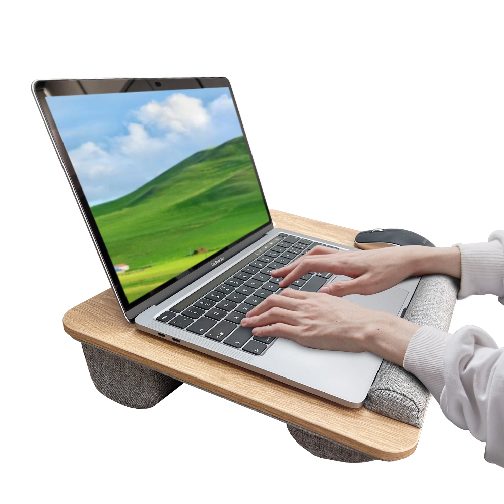 Drewniany podwieszany stolik d – Desk Setup Maker recenzja i cena